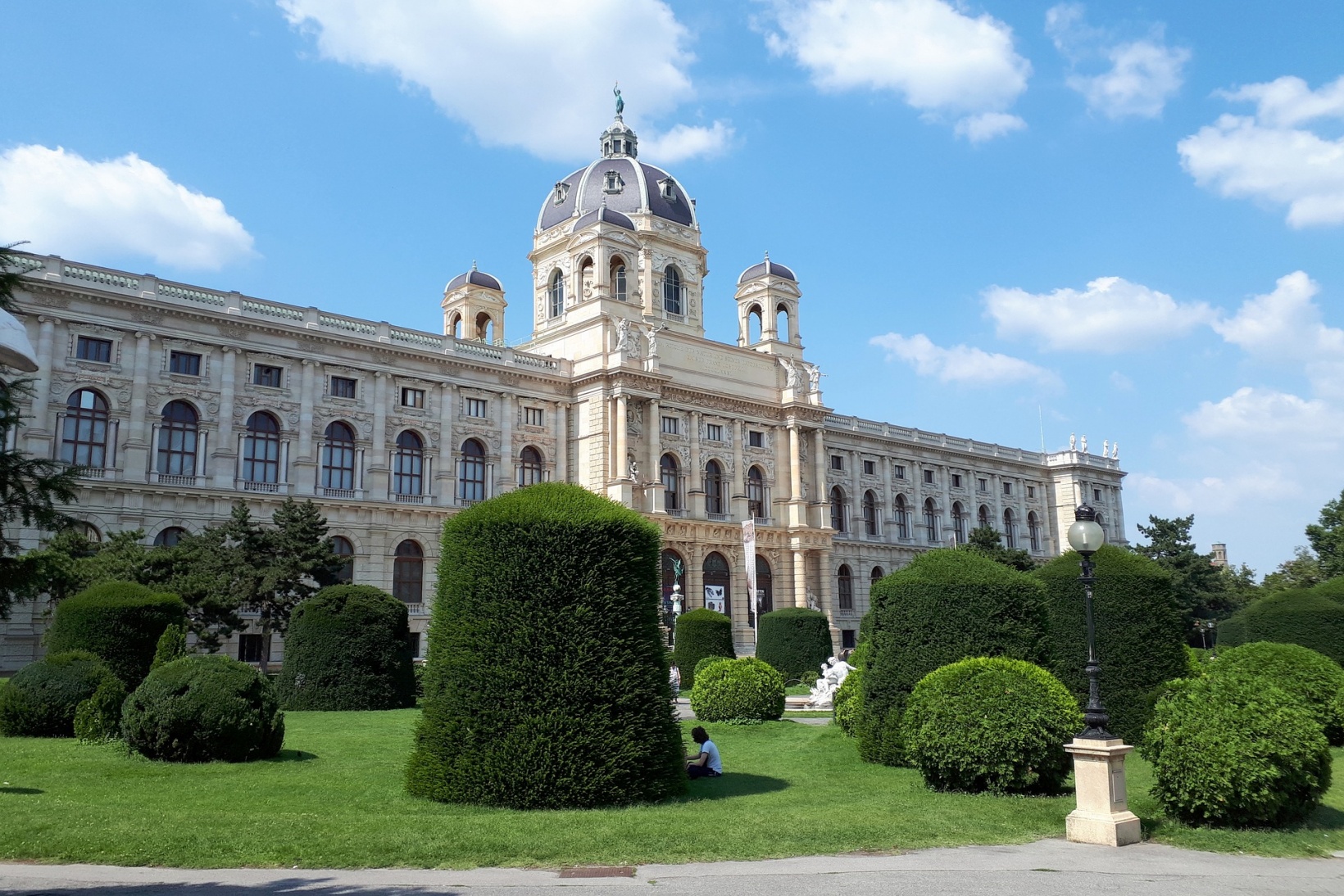 Naturhistorisches Museum Wien (NHM)