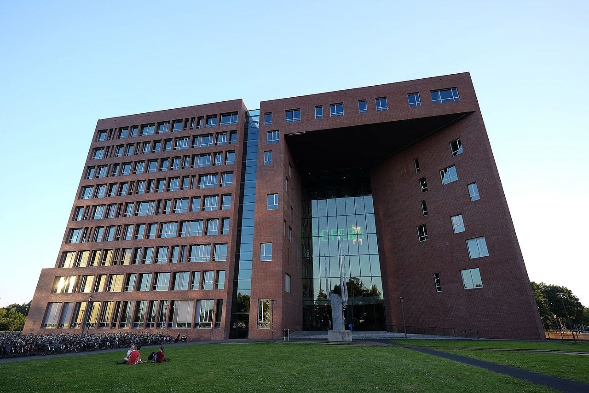 Wageningen University & Research (WUR) - SPOTTERON Citizen Science