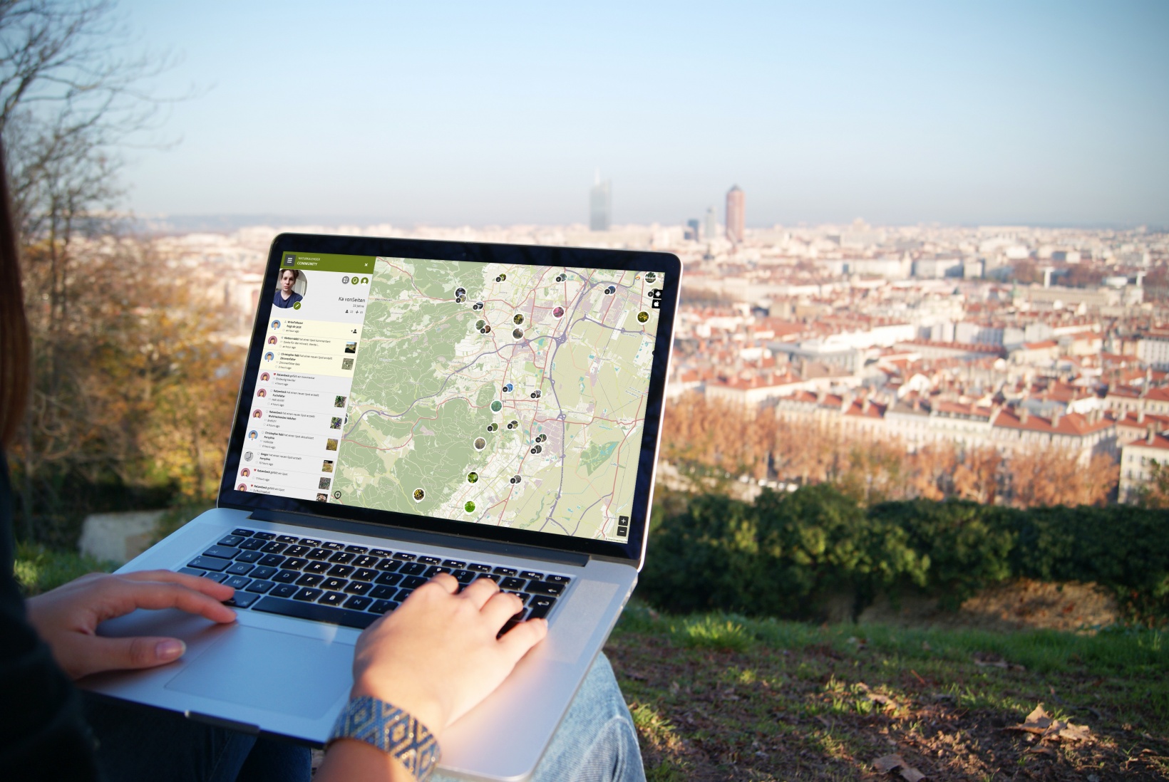 Package L for custom interactive maps